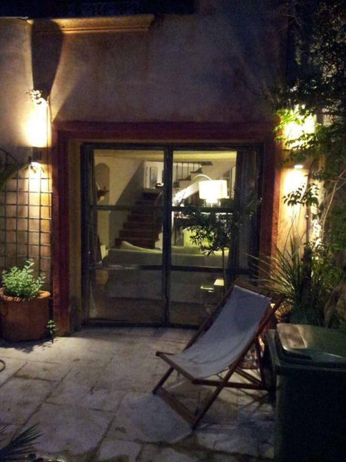 La Villageoise, Chambre Troglodyte Pitoresque Au Coeur Du Village Rognes 外观 照片